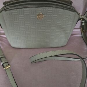 Elegant Cream Crossbody Bag